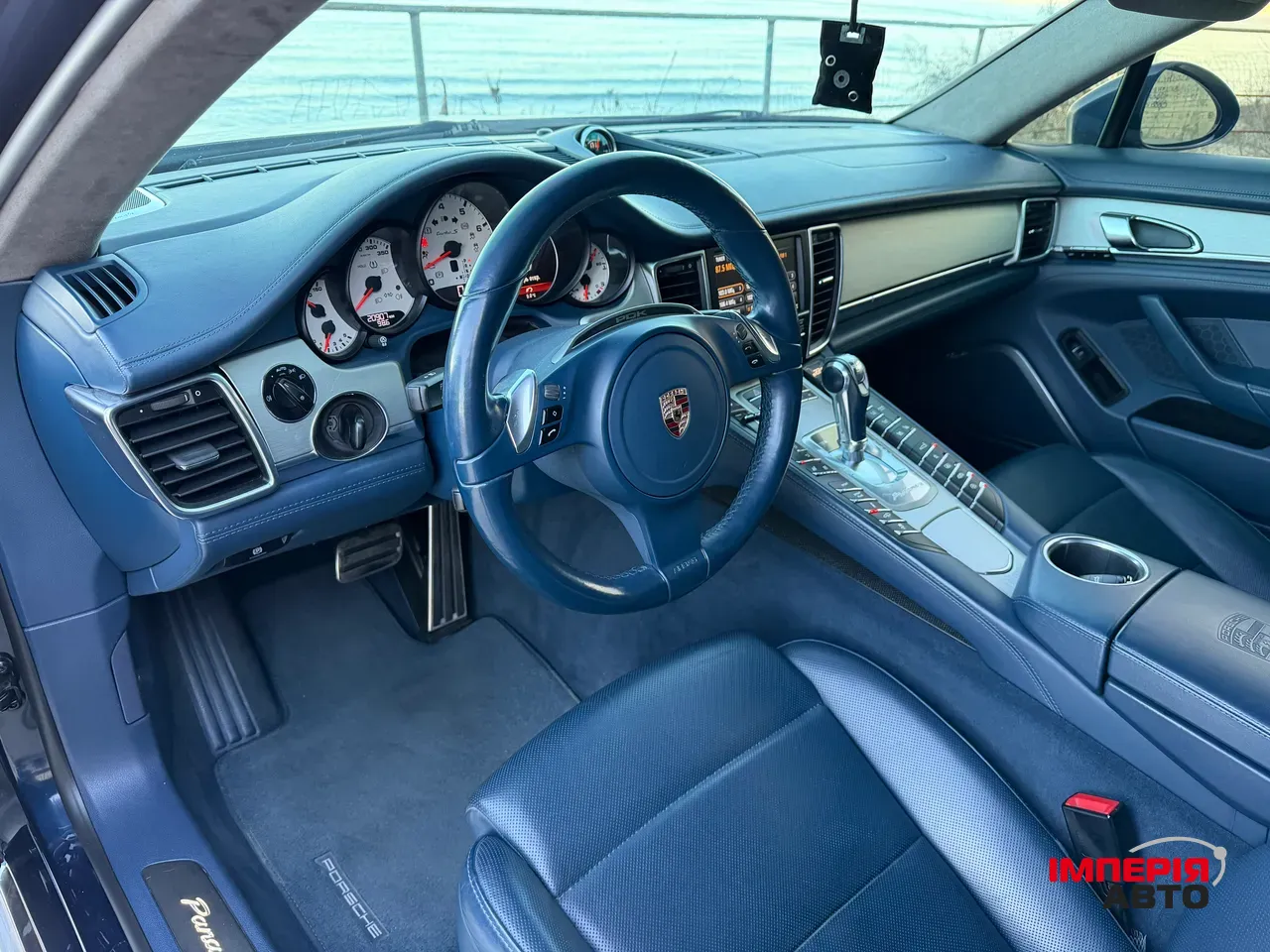 Porsche Panamera - фото 23