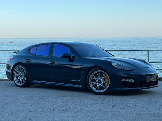 Porsche Panamera - фото 3
