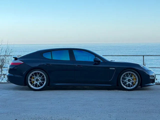 Porsche Panamera - фото 4