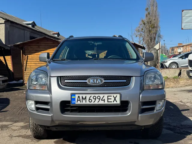 Kia Sportage - фото 1