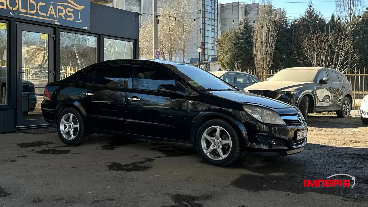 Opel Astra - фото 3