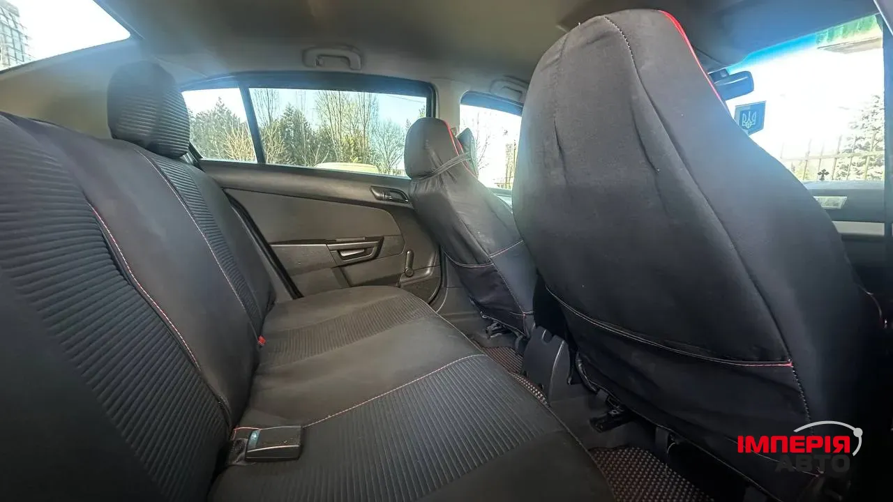 Opel Astra - фото 5