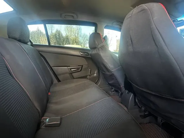 Opel Astra - фото 5