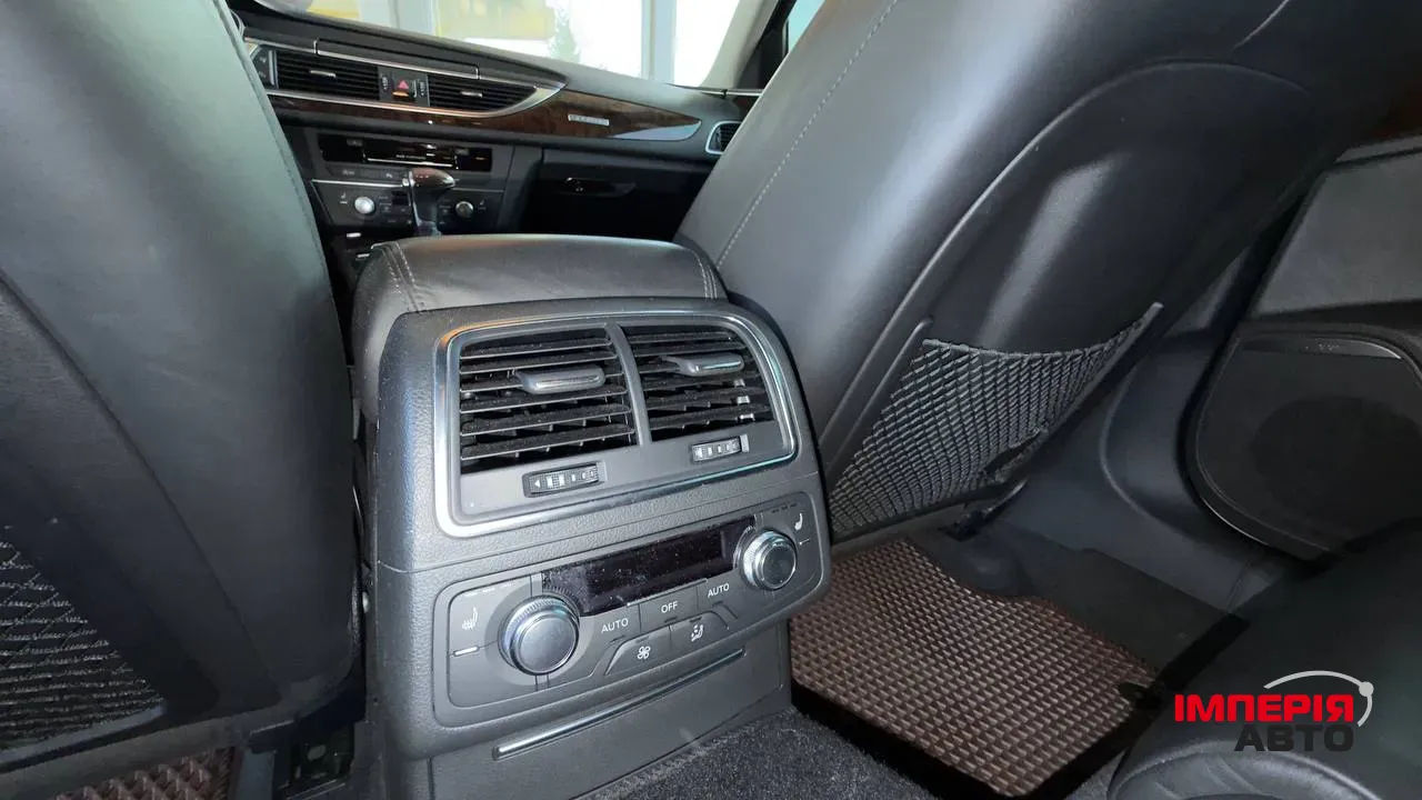 Audi A6 allroad - фото 11