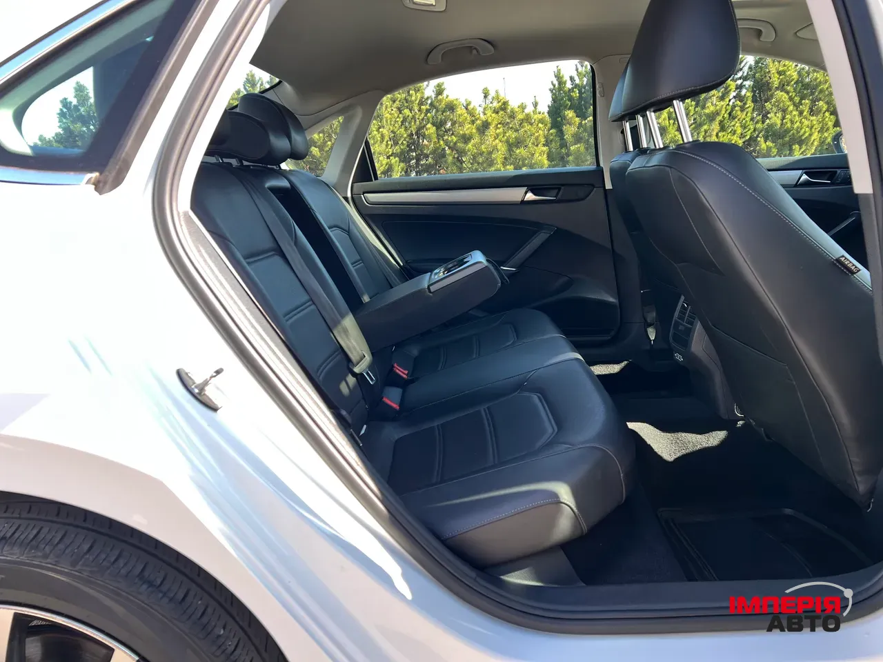 Volkswagen Passat - фото 21