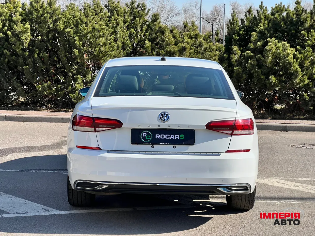 Volkswagen Passat - фото 4