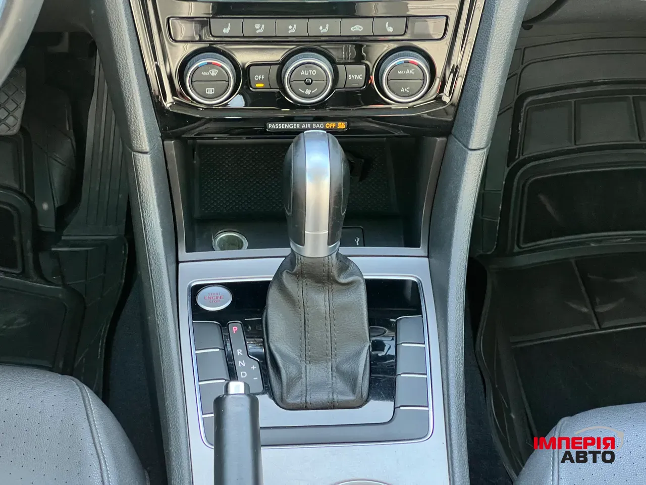 Volkswagen Passat - фото 15