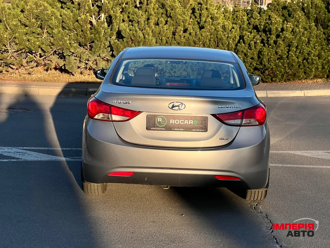 Hyundai Elantra - фото 4