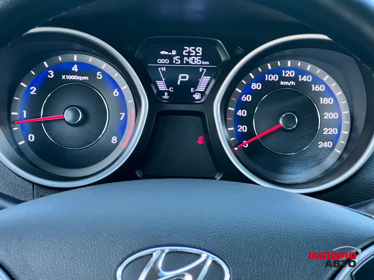 Hyundai Elantra - фото 15