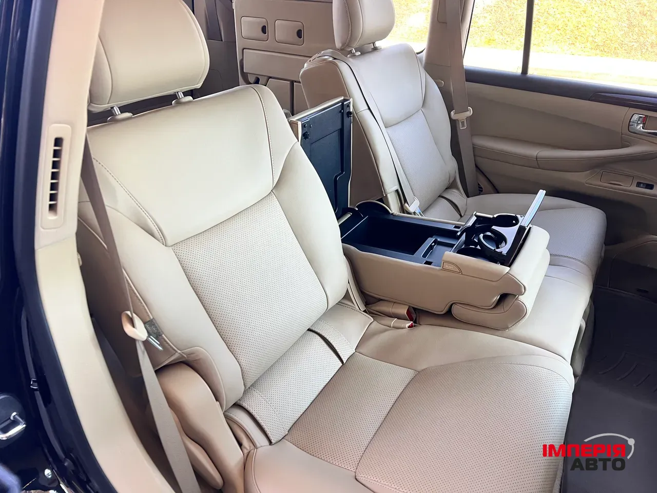 Lexus LX - фото 23