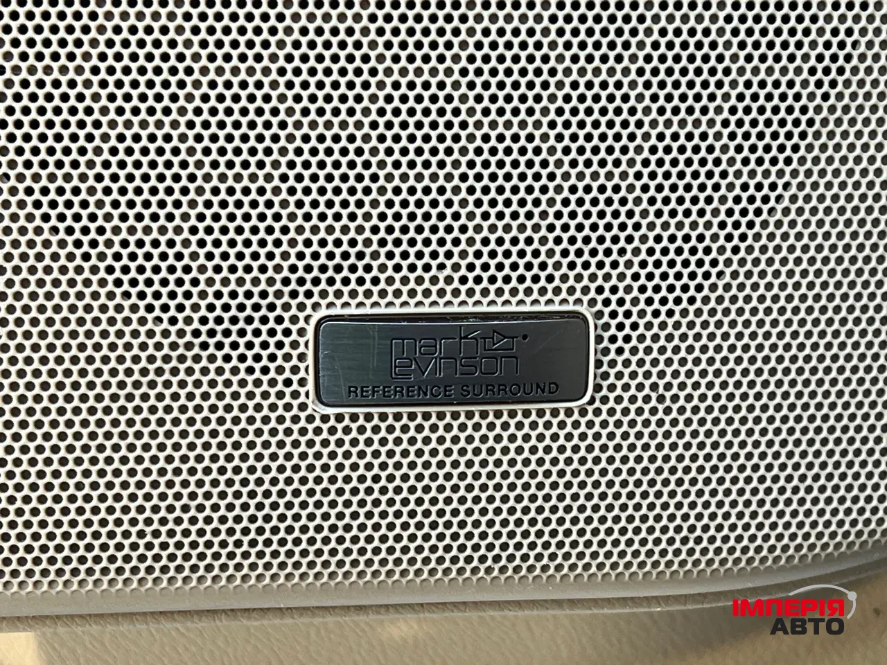 Lexus LX - фото 9