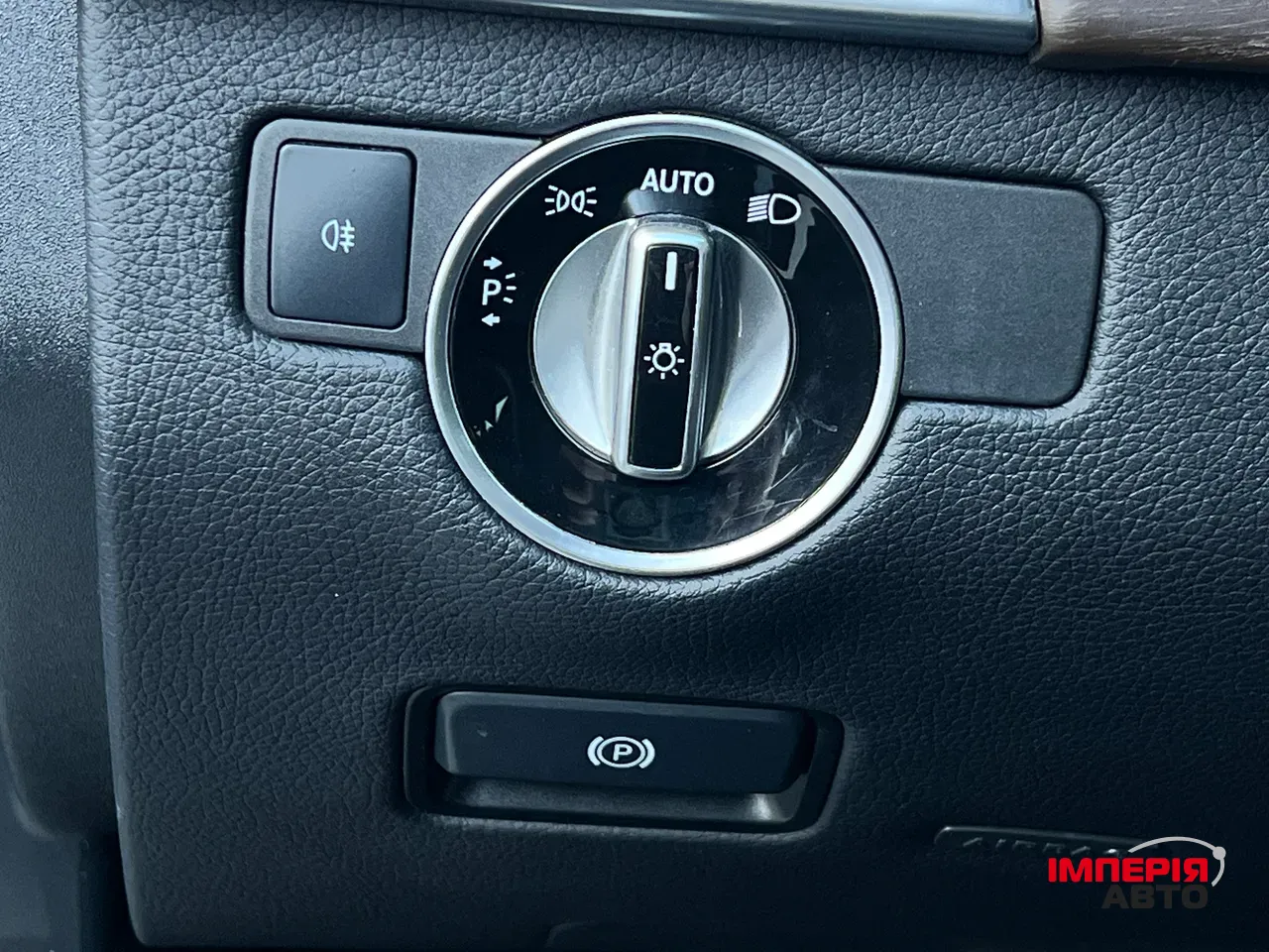 Mercedes-Benz GLE - фото 9