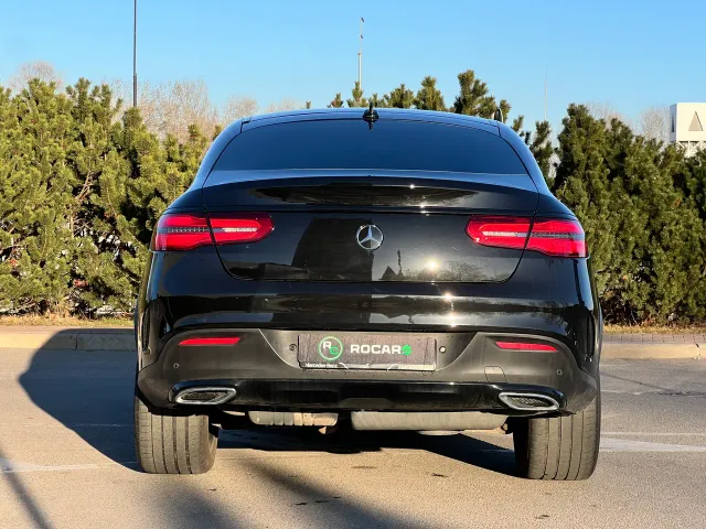 Mercedes-Benz GLE - фото 4