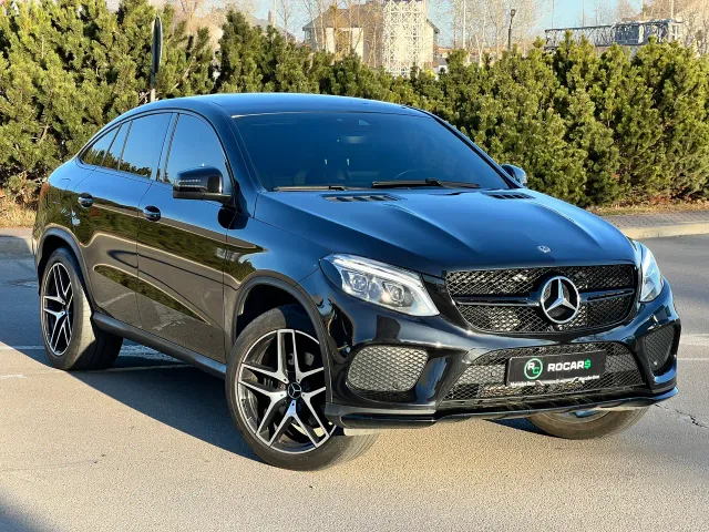Mercedes-Benz GLE - фото 1