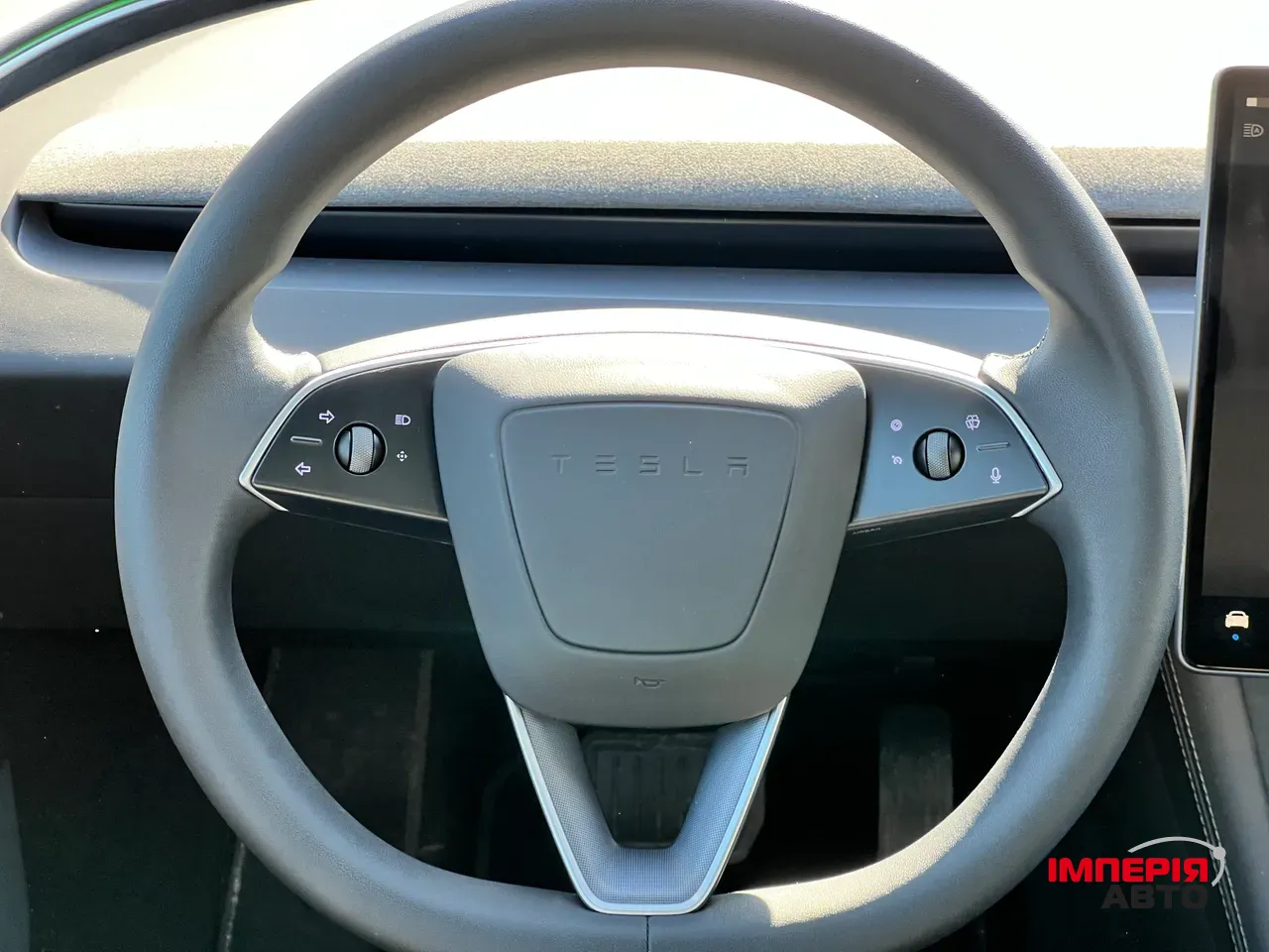 Tesla Model 3 - фото 21