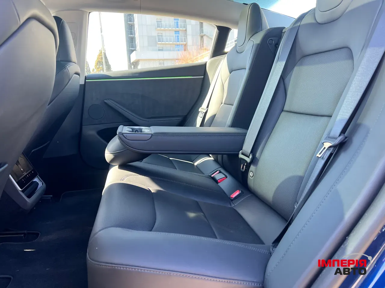 Tesla Model 3 - фото 17