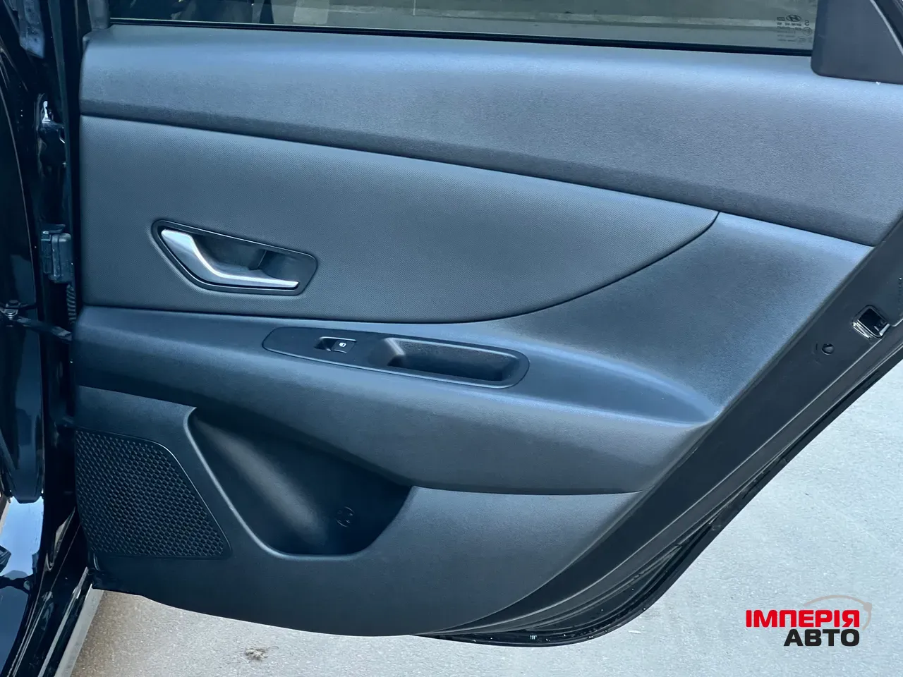 Hyundai Elantra - фото 24