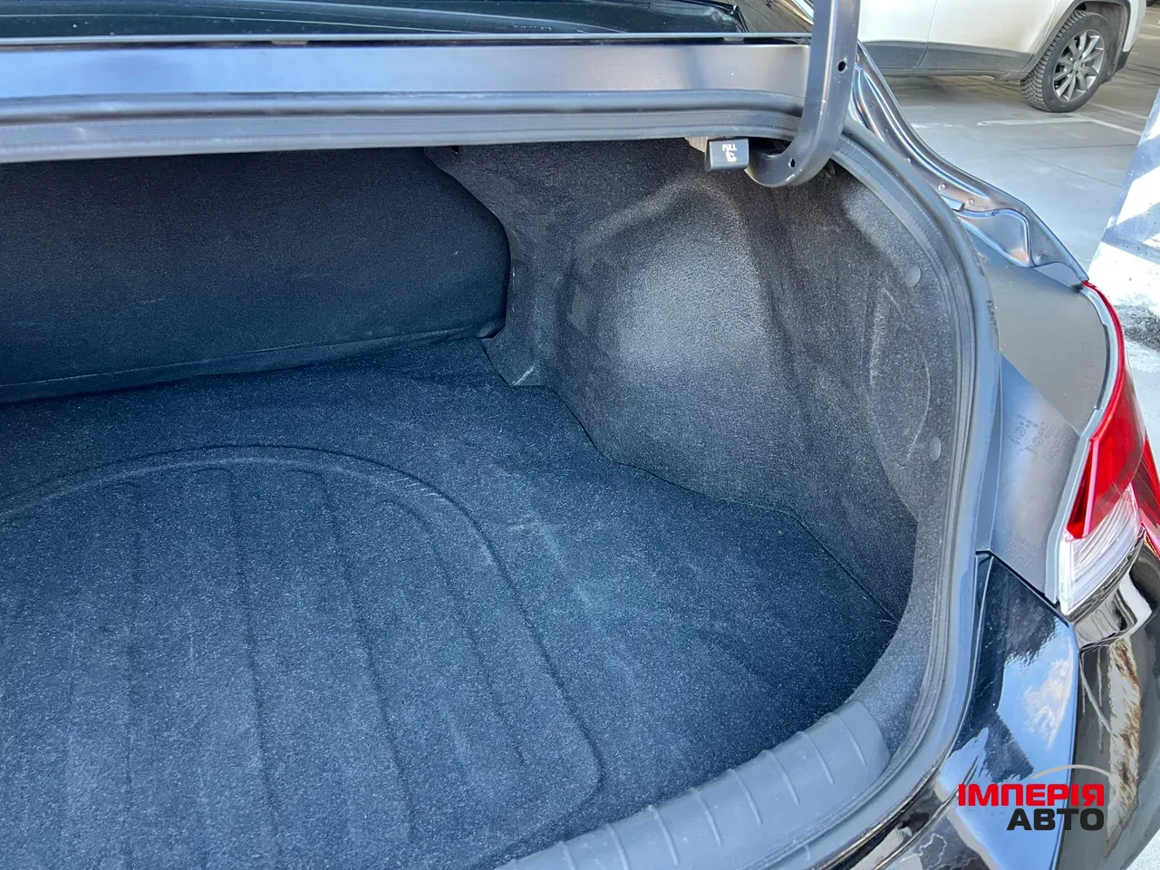 Hyundai Elantra - фото 23