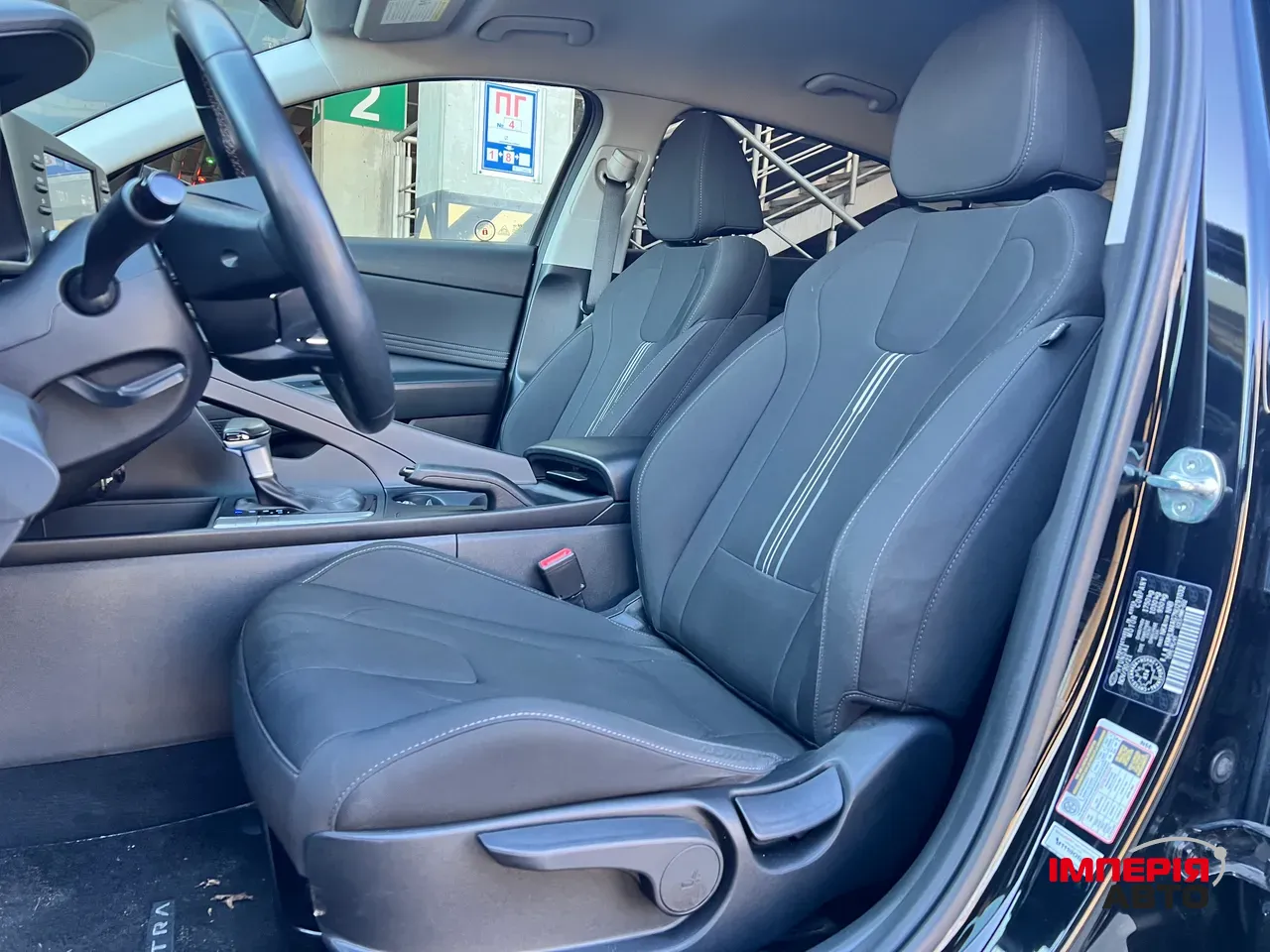 Hyundai Elantra - фото 11