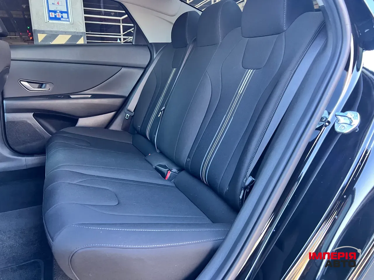 Hyundai Elantra - фото 13