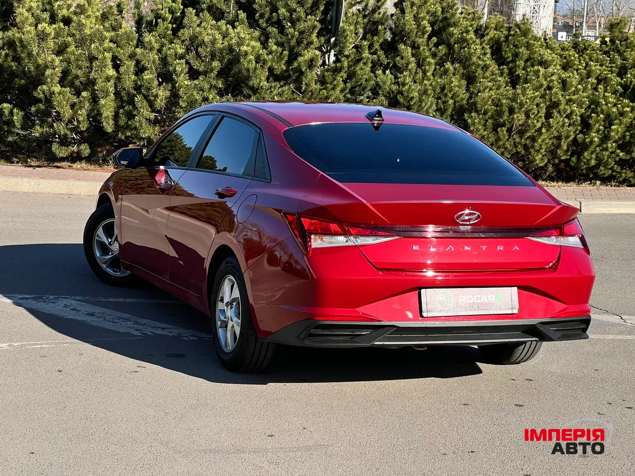 Hyundai Elantra - фото 4