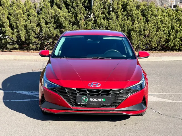 Hyundai Elantra - фото 2