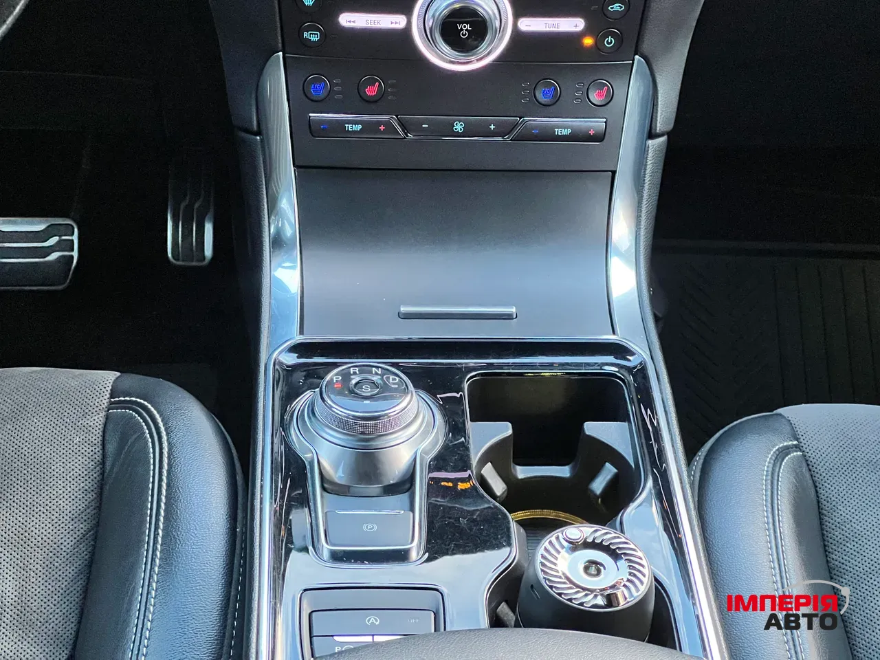 Ford Edge - фото 32