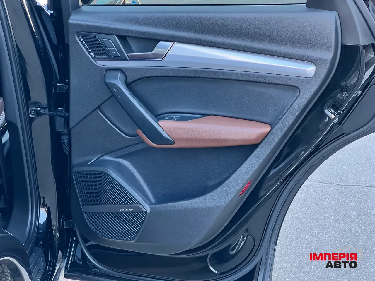 Audi Q5 - фото 26