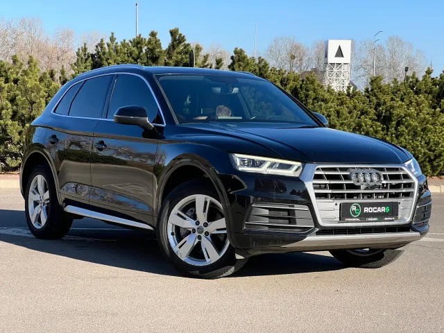 Audi Q5 - фото 1
