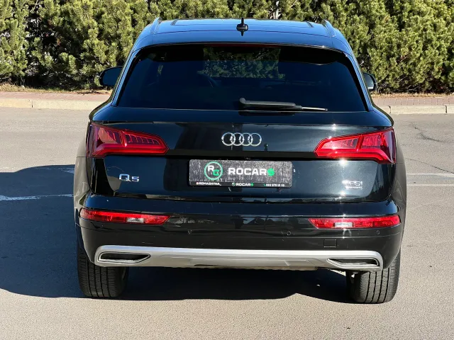 Audi Q5 - фото 4