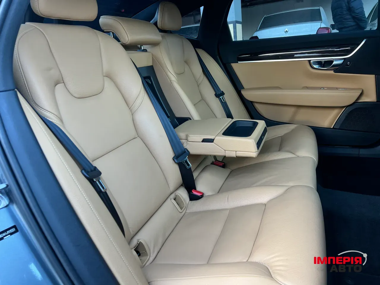 Volvo S90 - фото 24