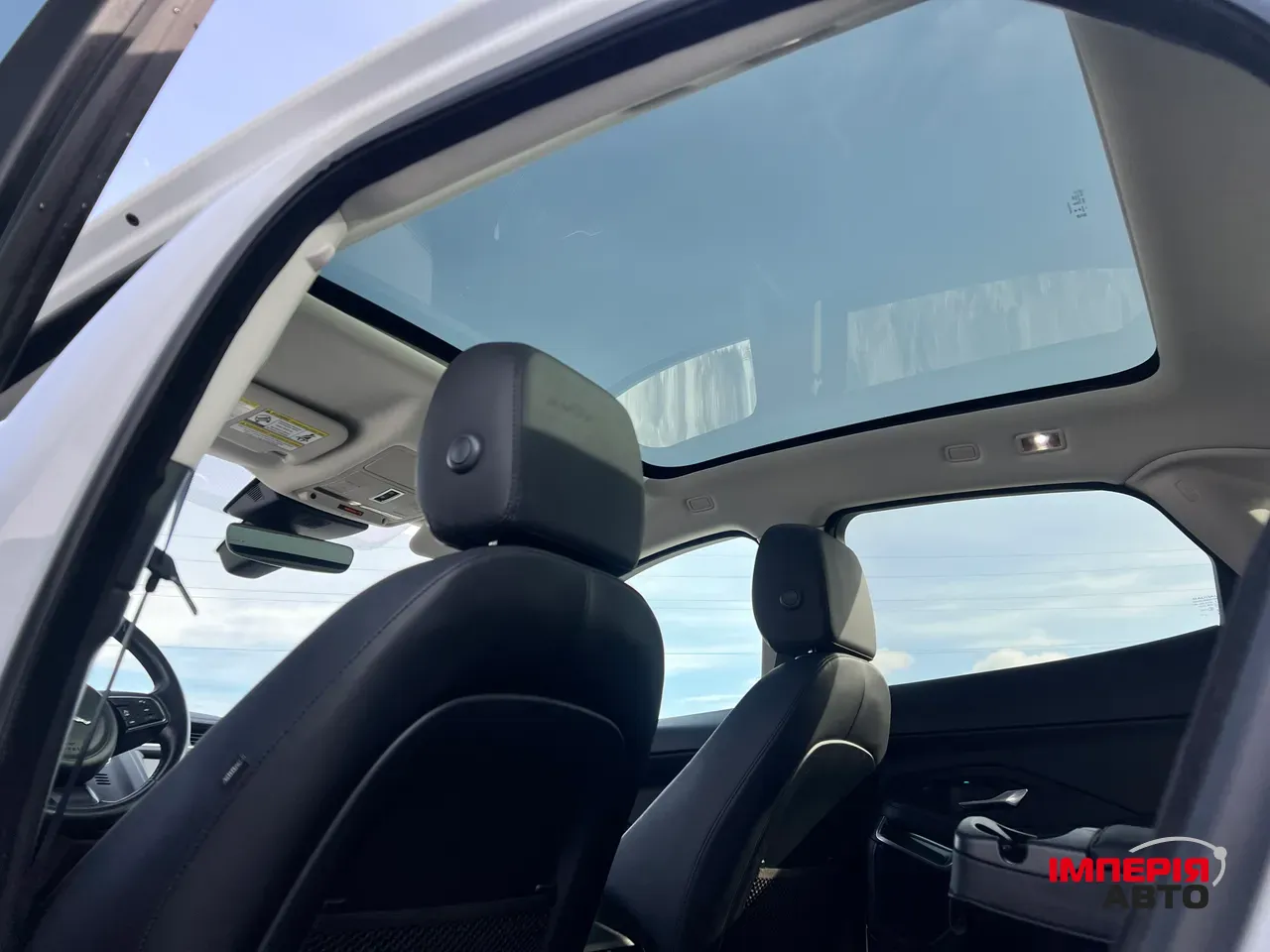 Jaguar E-Pace - фото 22