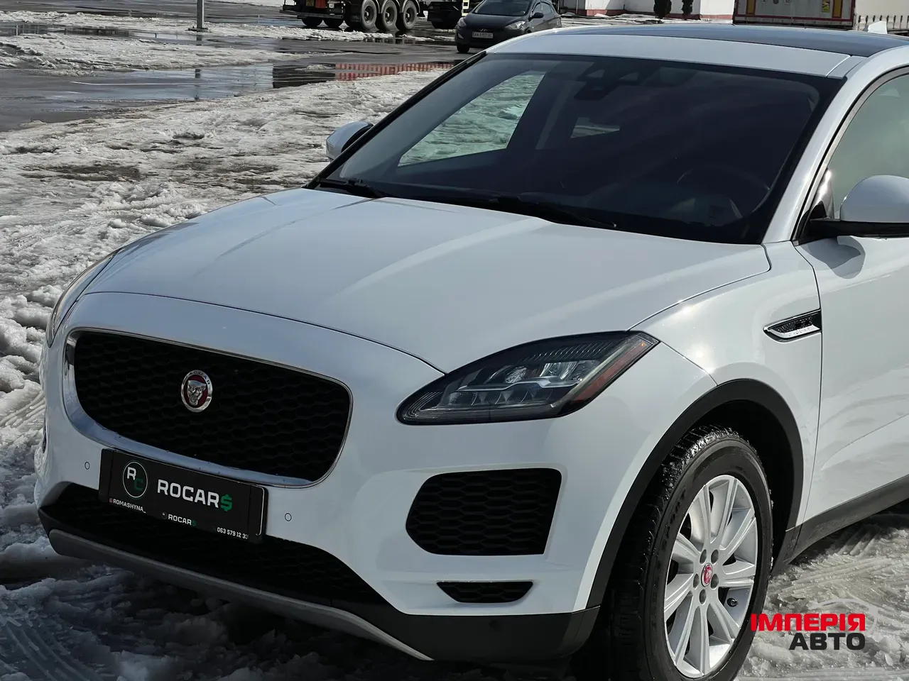 Jaguar E-Pace - фото 7