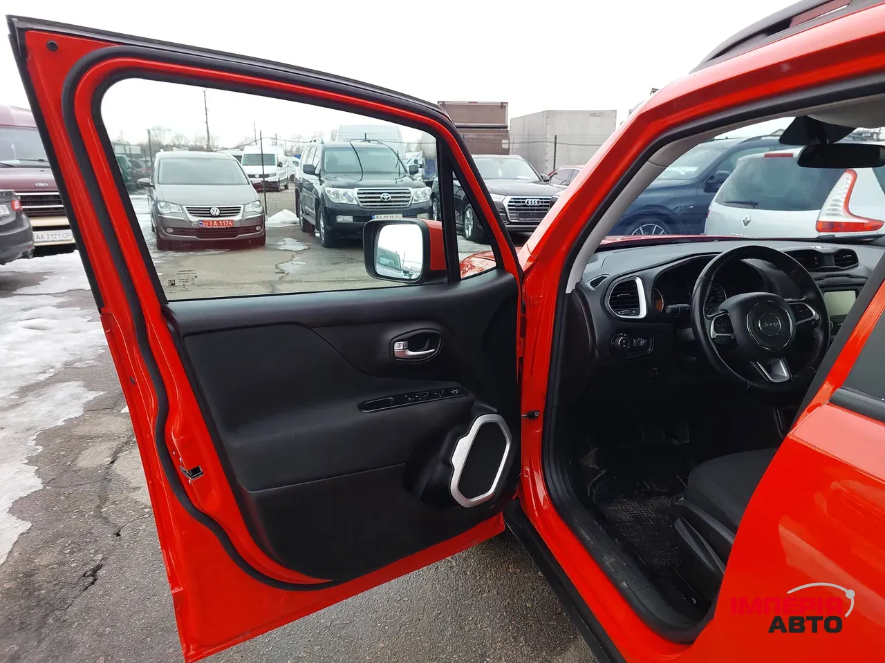 Jeep Renegade - фото 10