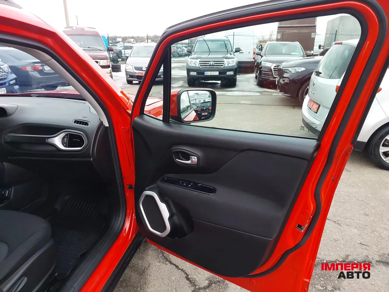 Jeep Renegade - фото 25