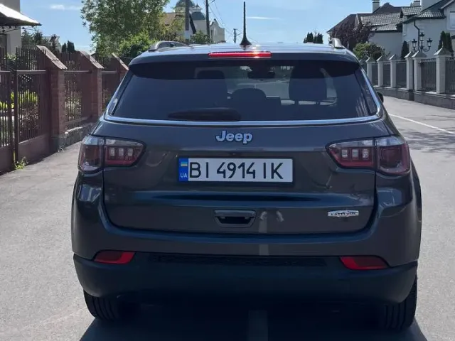 Jeep Compass - фото 4