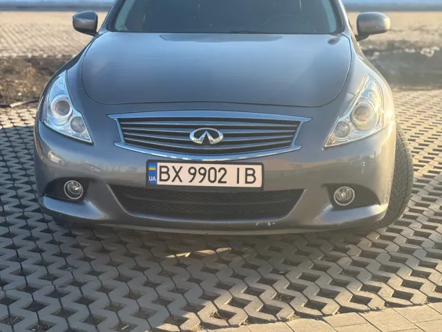 Infiniti G - фото 1