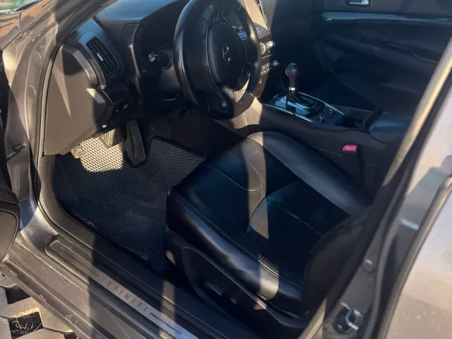 Infiniti G - фото 5