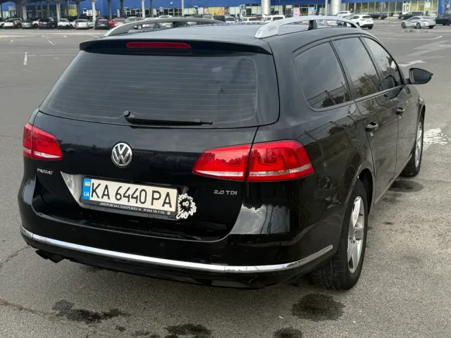 Volkswagen Passat - фото 4