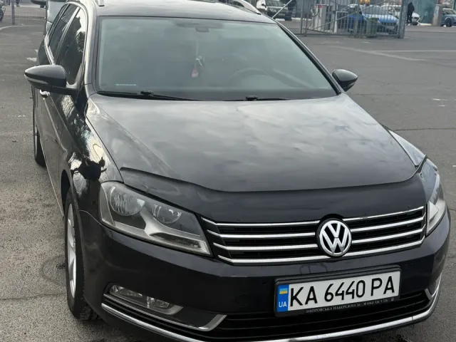 Volkswagen Passat - фото 1