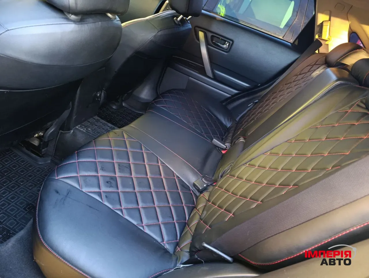 Infiniti FX - фото 7