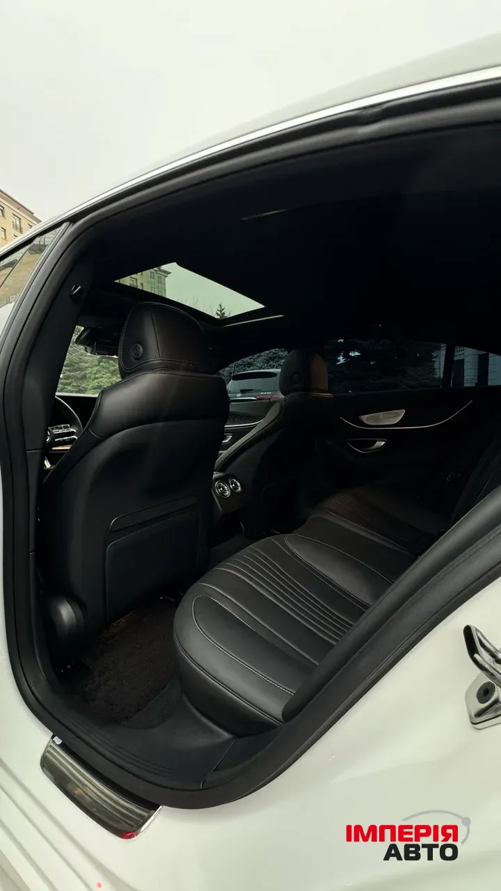 Mercedes-Benz CLS - фото 14