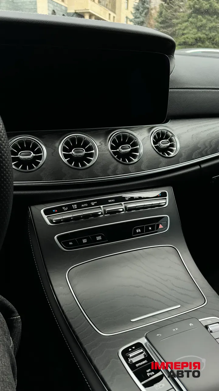 Mercedes-Benz CLS - фото 11