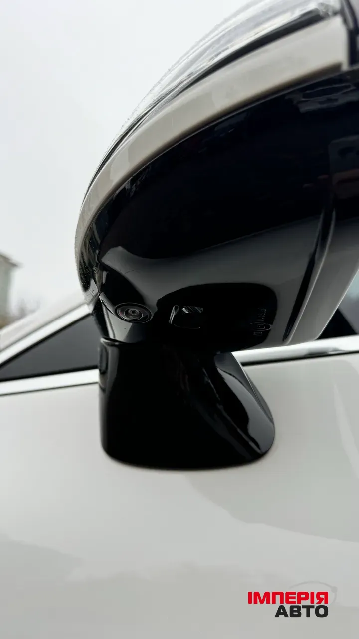 Mercedes-Benz CLS - фото 24