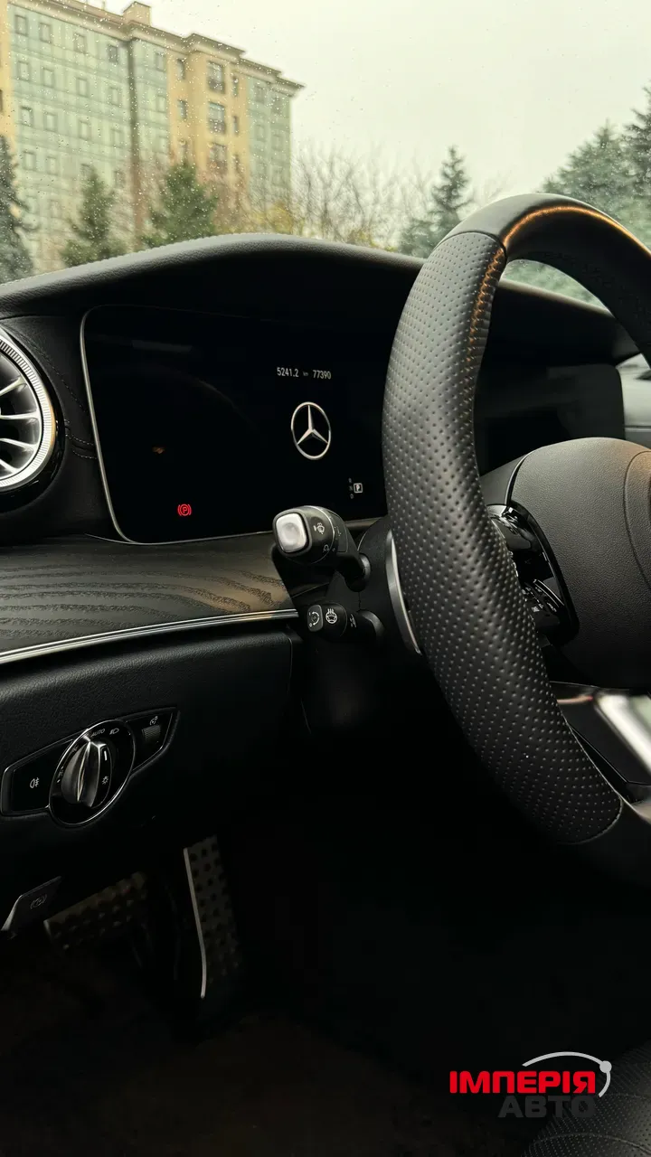 Mercedes-Benz CLS - фото 17