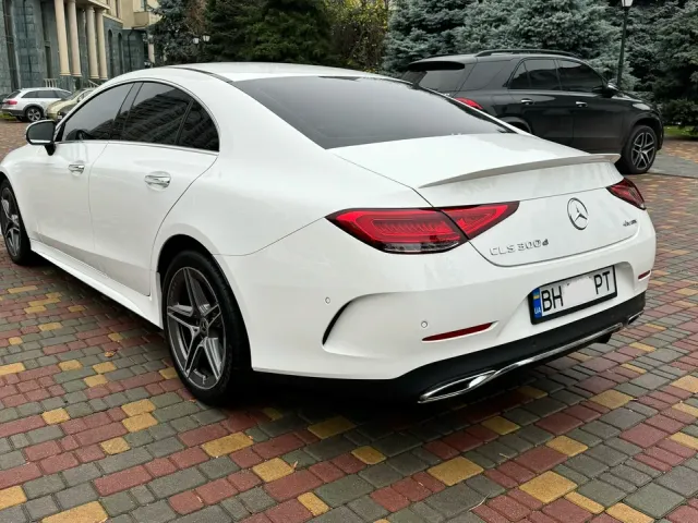 Mercedes-Benz CLS - фото 5