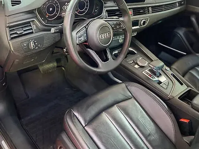 Audi A4 - фото 4