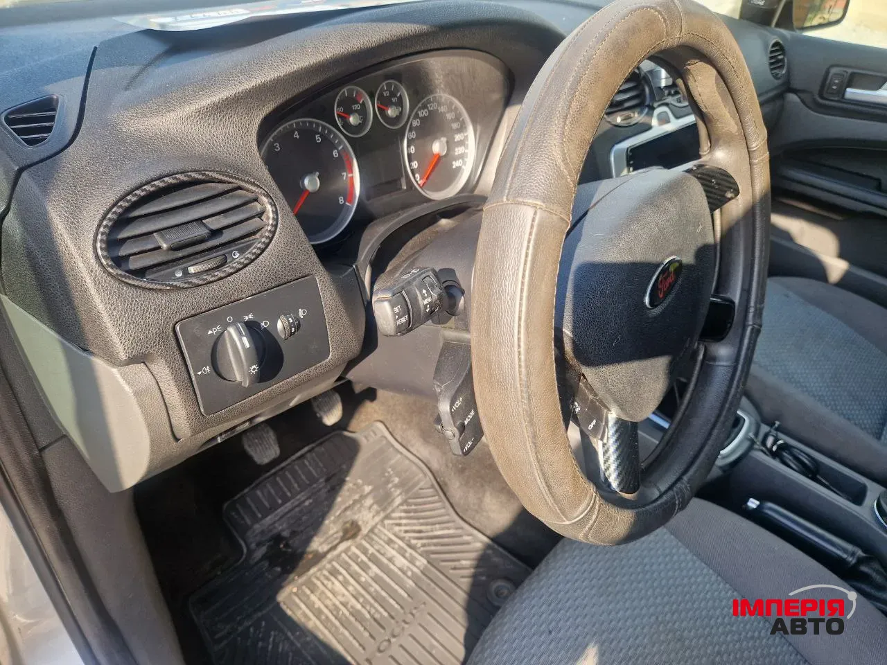 Ford Focus - фото 12