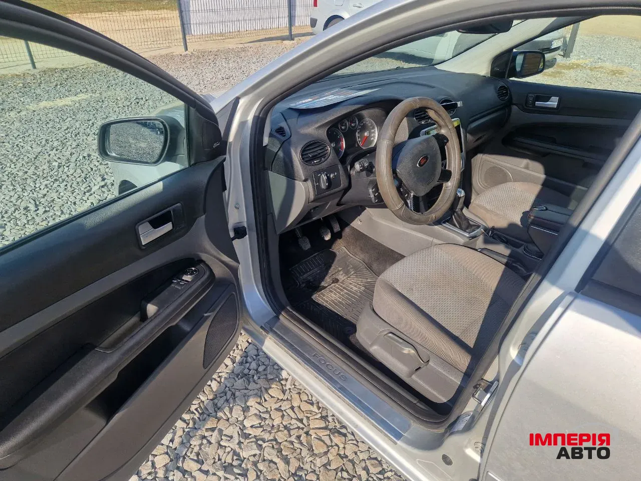 Ford Focus - фото 15