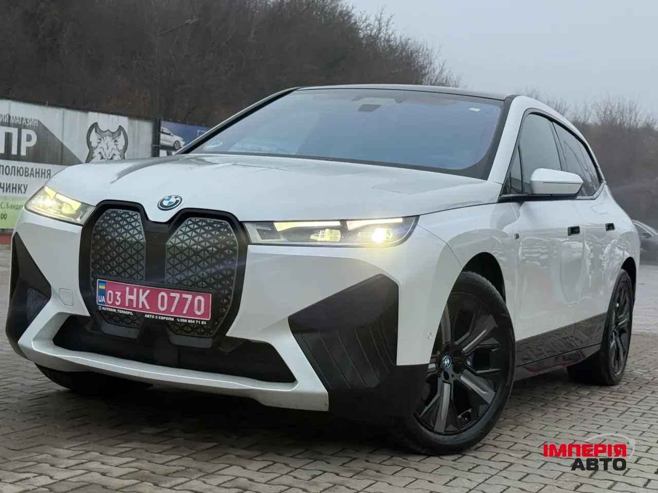 BMW iX - фото 11